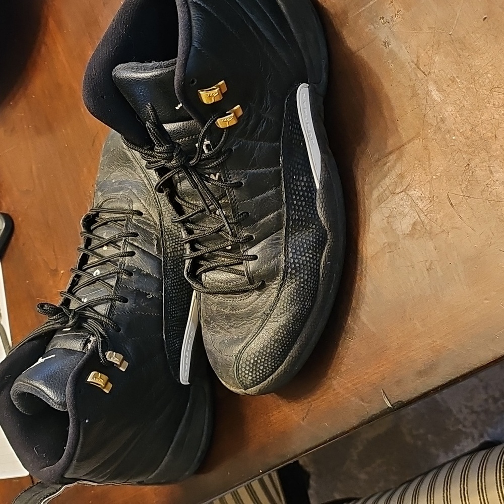 Air Jordan XII Retro The Master Sz 12 Men's Black and Gold Sneakers - Picture 2 of 4